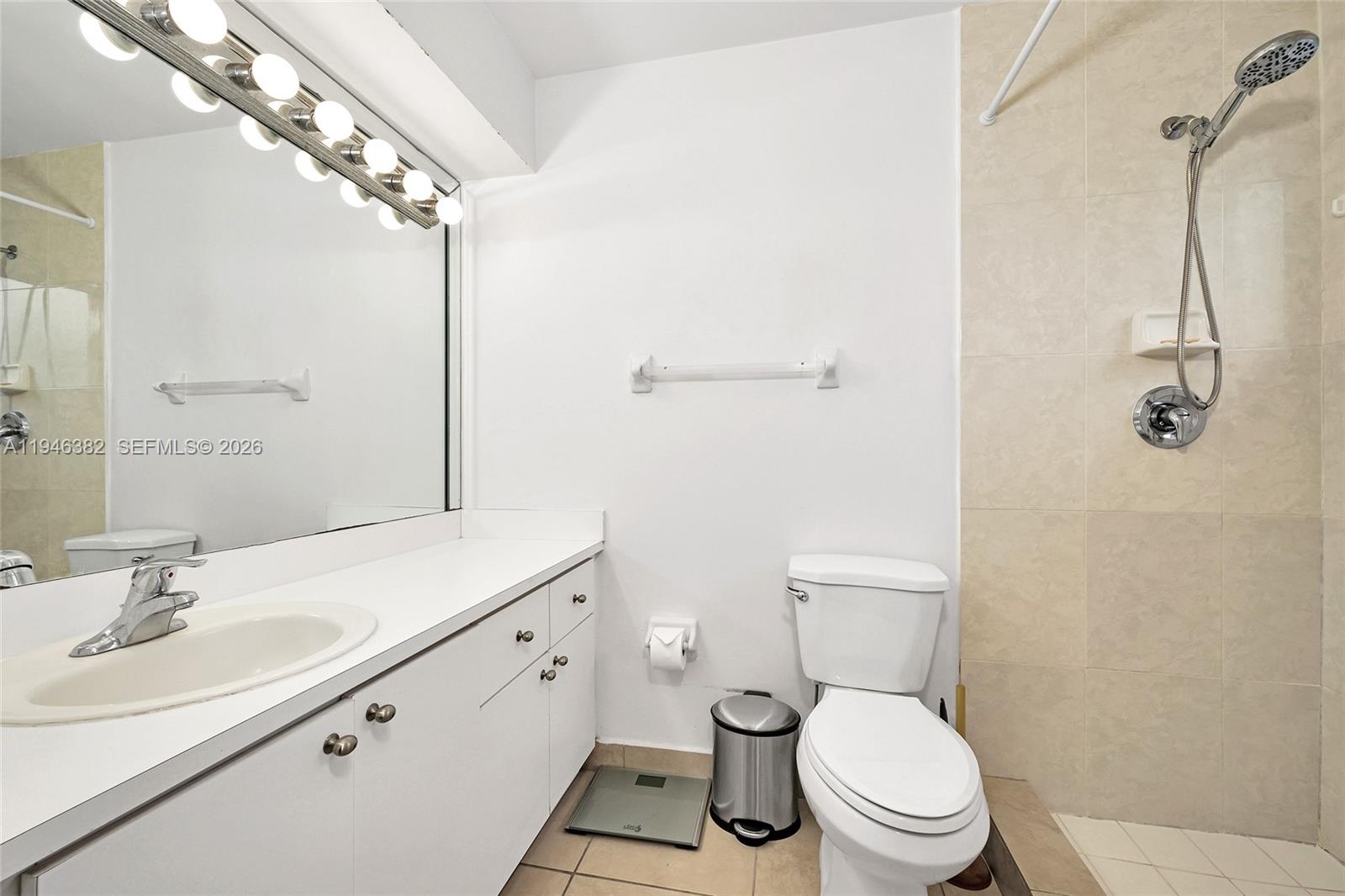 CORAL WAY PK SEC D - Residential Income