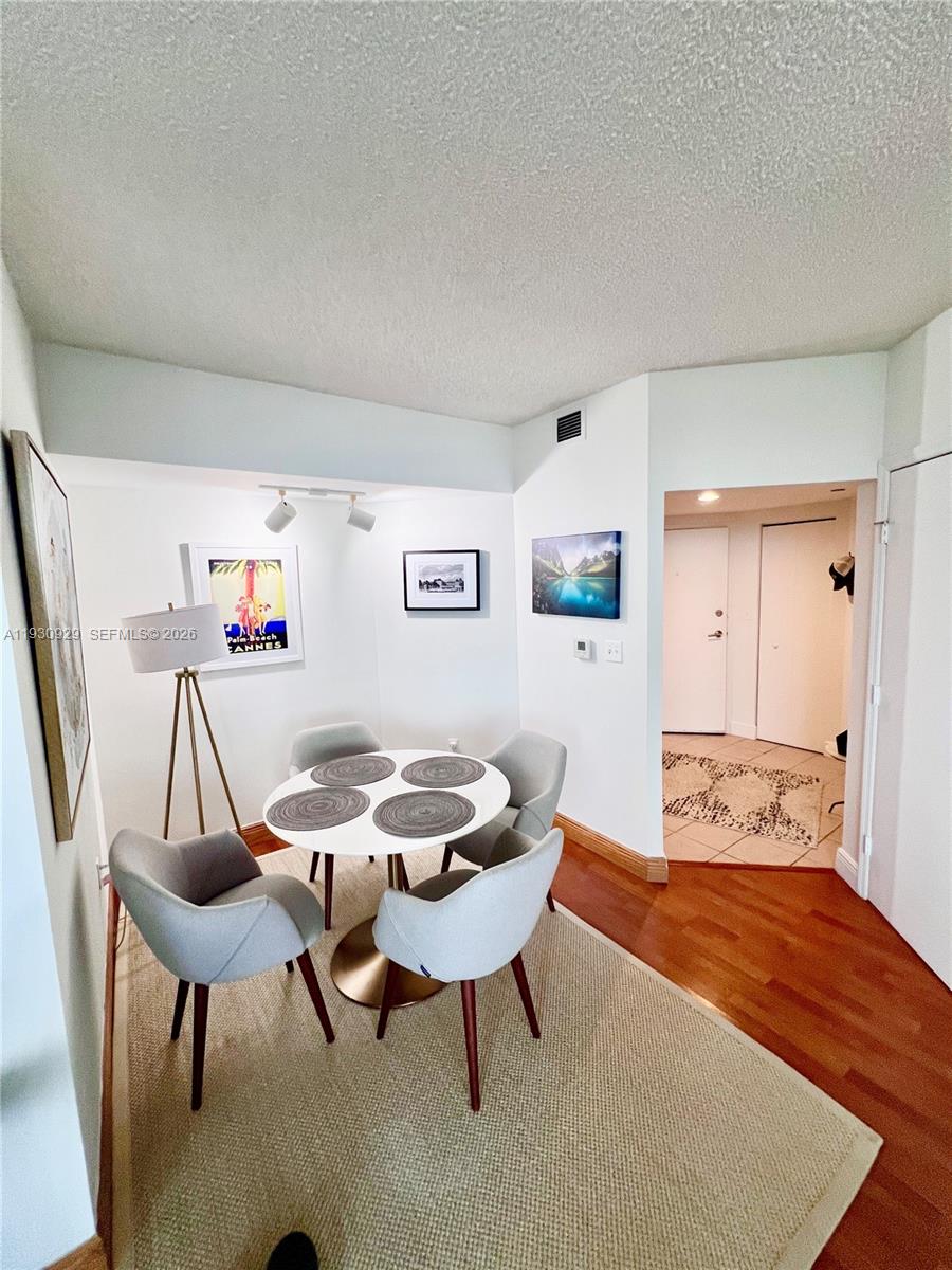 THE WAVERLY AT SOUTH BEAC - Residential