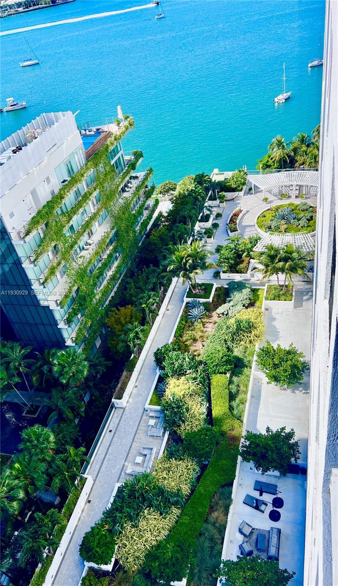 THE WAVERLY AT SOUTH BEAC - Residential