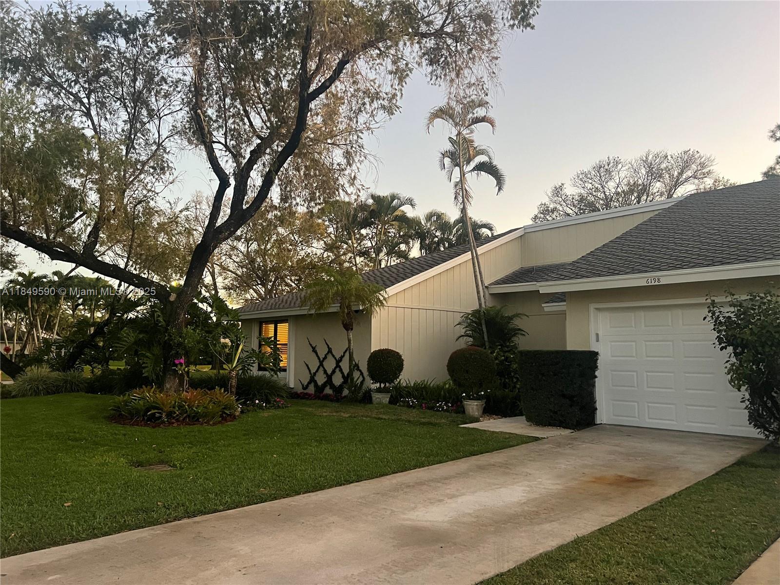 6198 Brandon St 6198