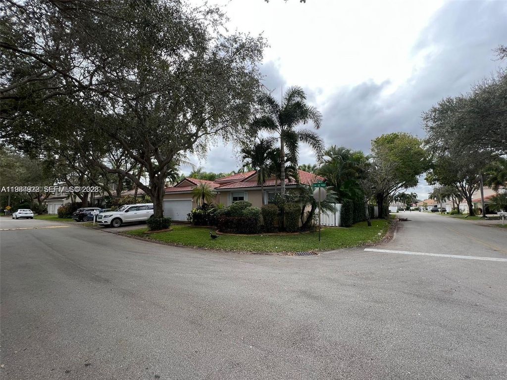 Photo of 5283 SW 33rd Way, Fort Lauderdale, FL 33312 (MLS # A11984922)