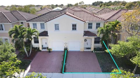 Townhouse in Miramar FL 3810 169th Ter 30.jpg