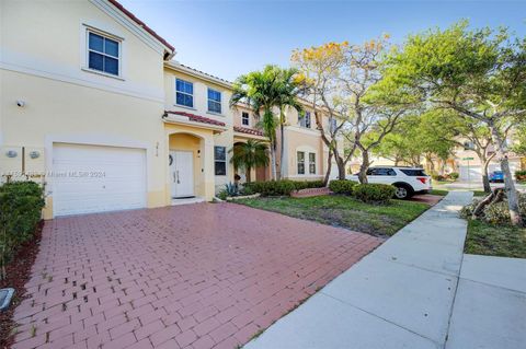 Townhouse in Miramar FL 3810 169th Ter 2.jpg