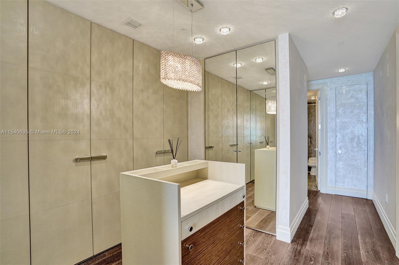 MANSIONS AT ACQUALINA - Residential Lease