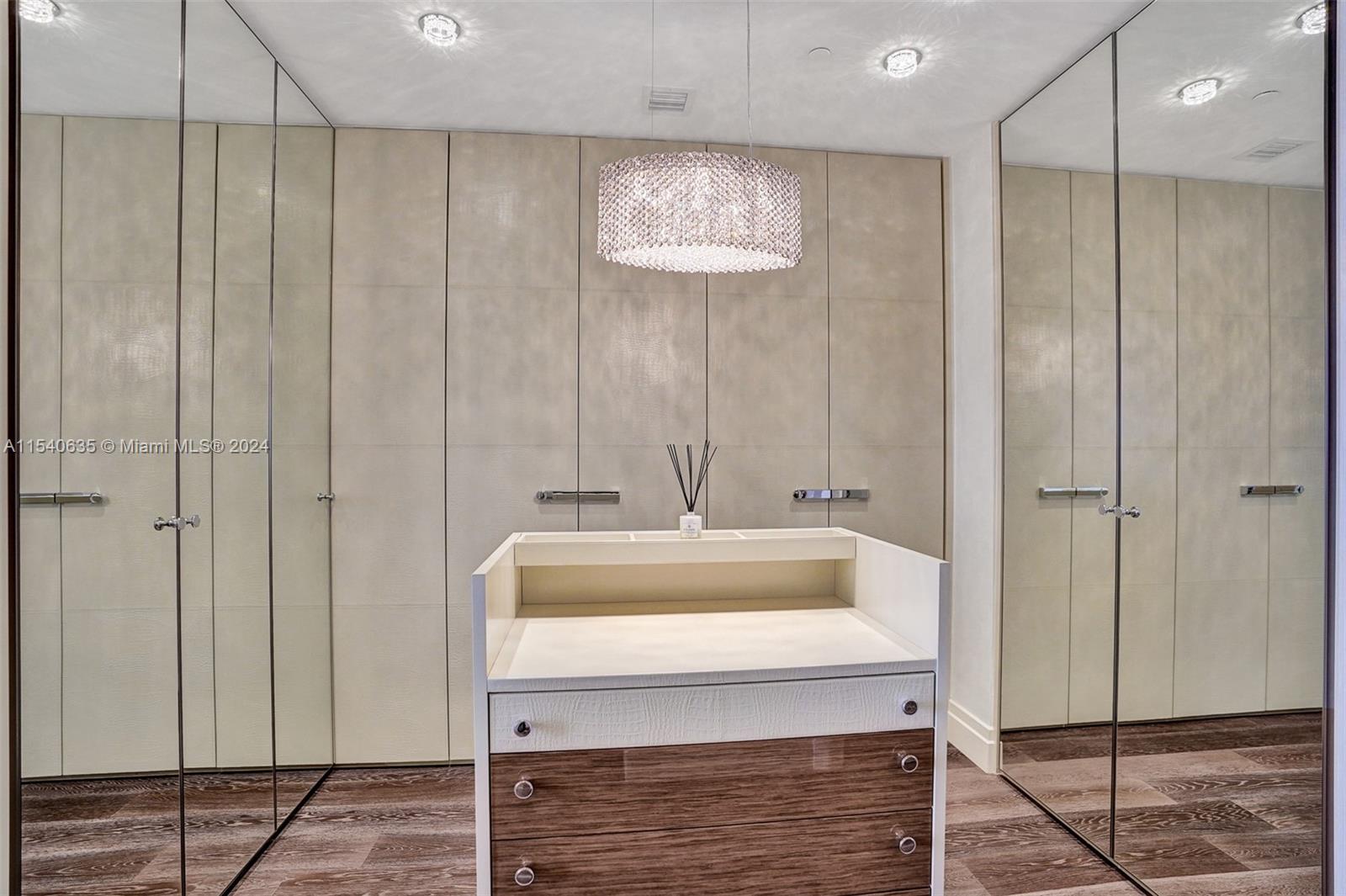 MANSIONS AT ACQUALINA - Residential Lease
