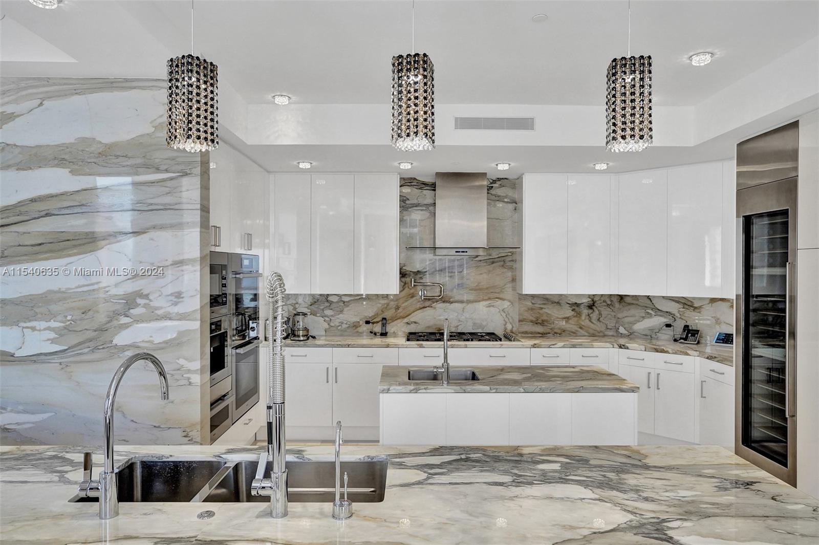 MANSIONS AT ACQUALINA - Residential Lease