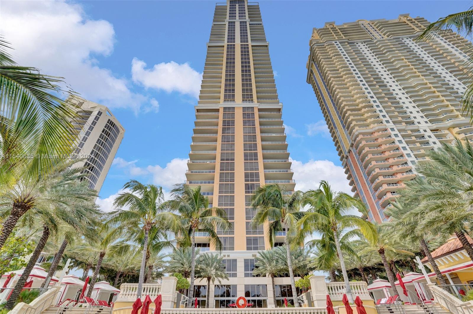 MANSIONS AT ACQUALINA - Residential Lease