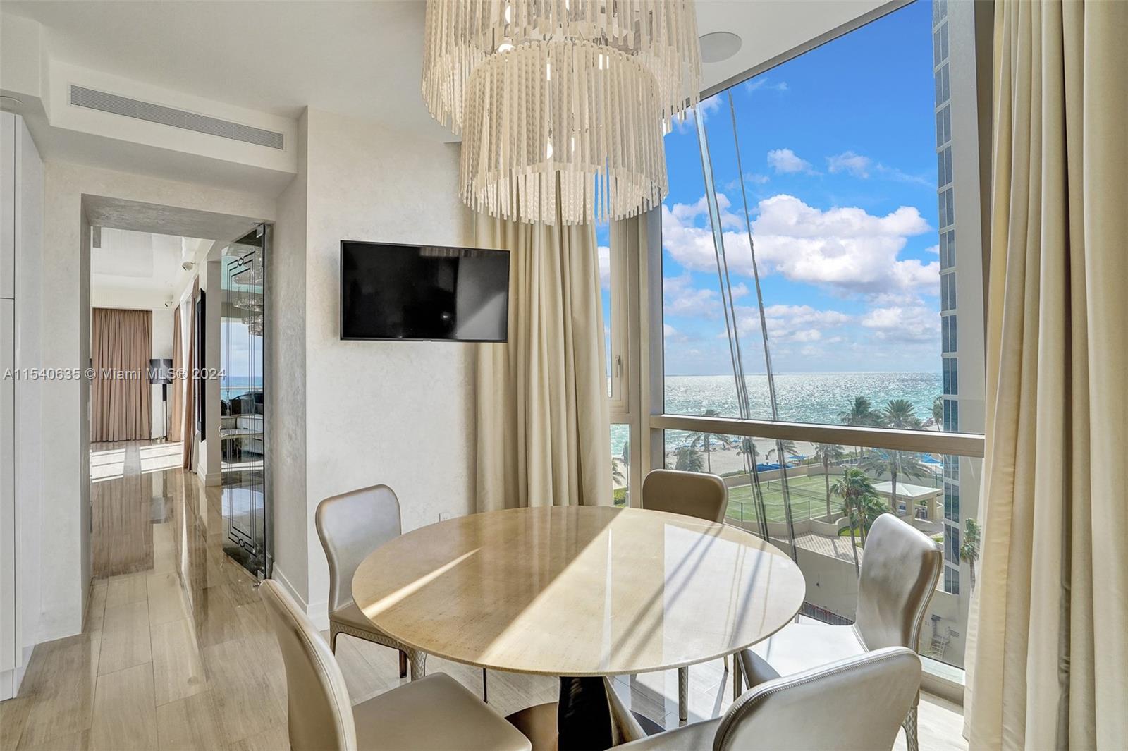 MANSIONS AT ACQUALINA - Residential Lease