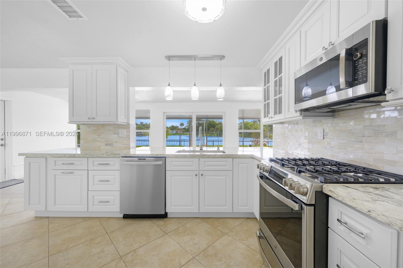 SUNRISE GOLF VILLAGE - Residential