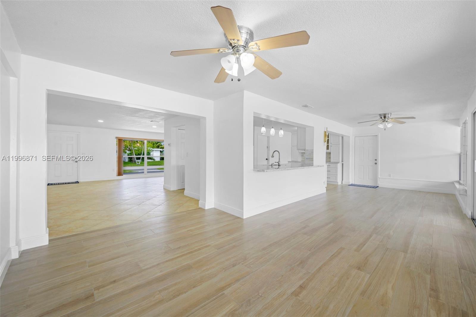 SUNRISE GOLF VILLAGE - Residential