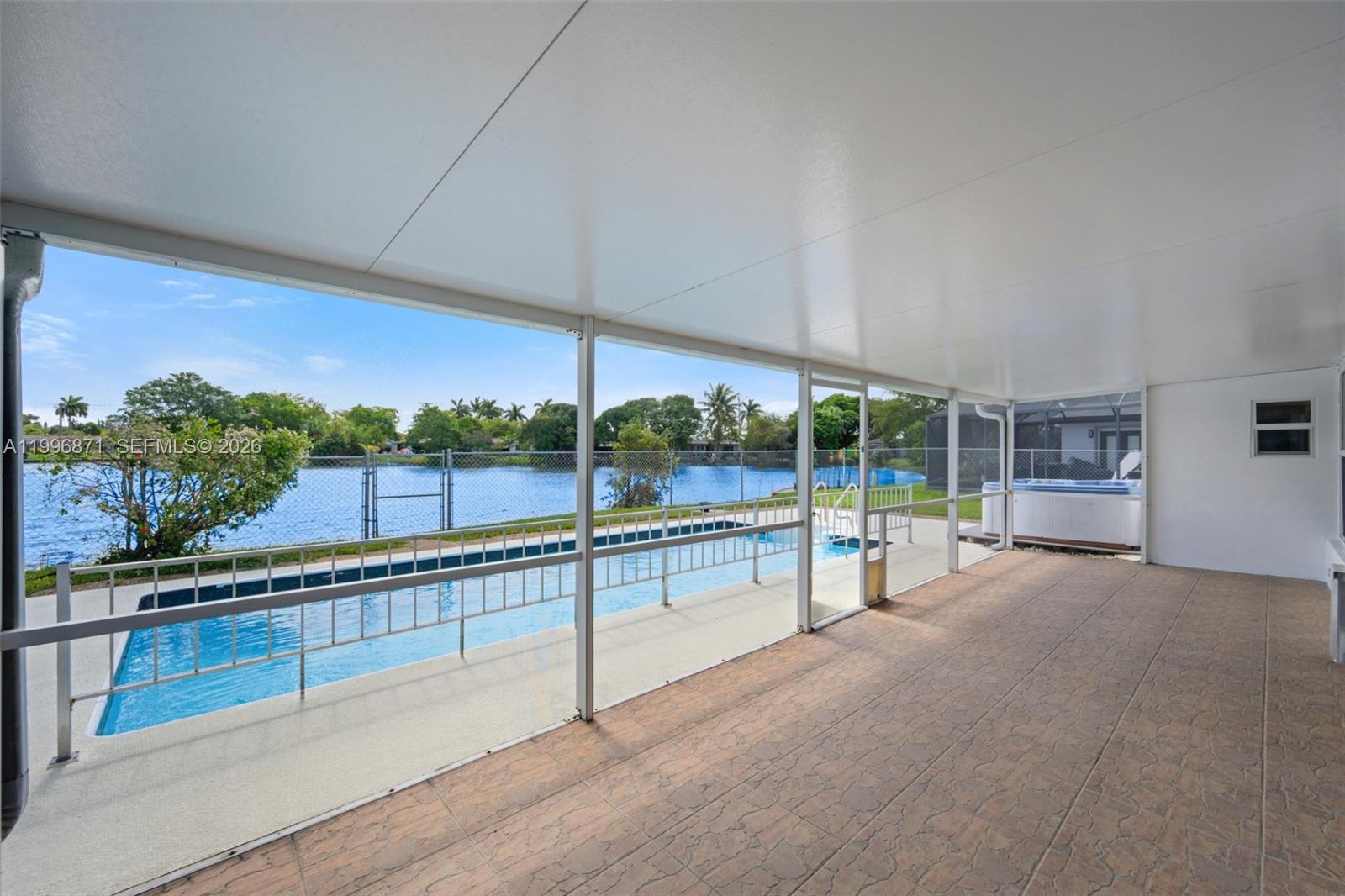 SUNRISE GOLF VILLAGE - Residential