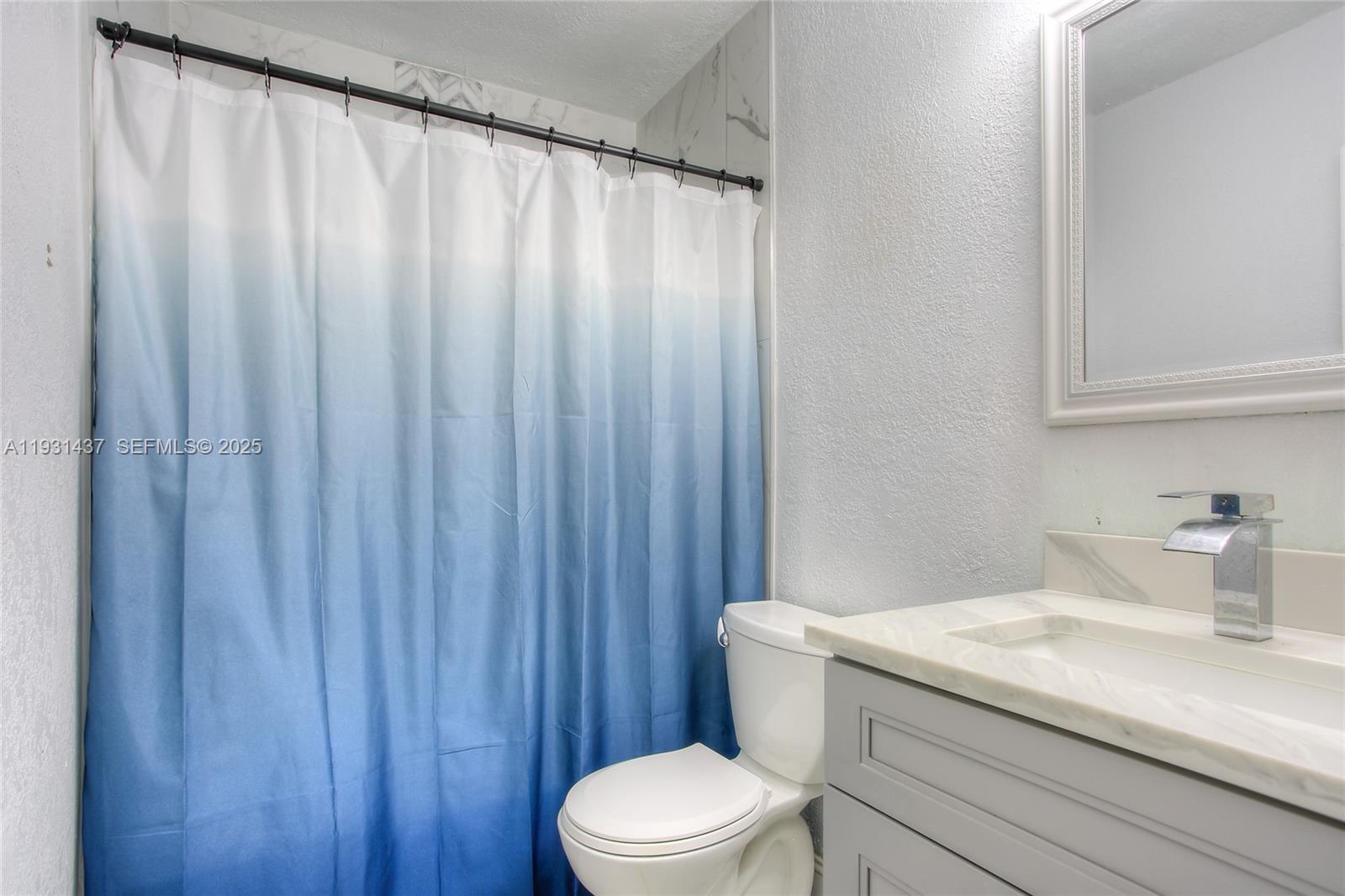 ROOSEVELT GARDENS 3RD ADD - Residential Income