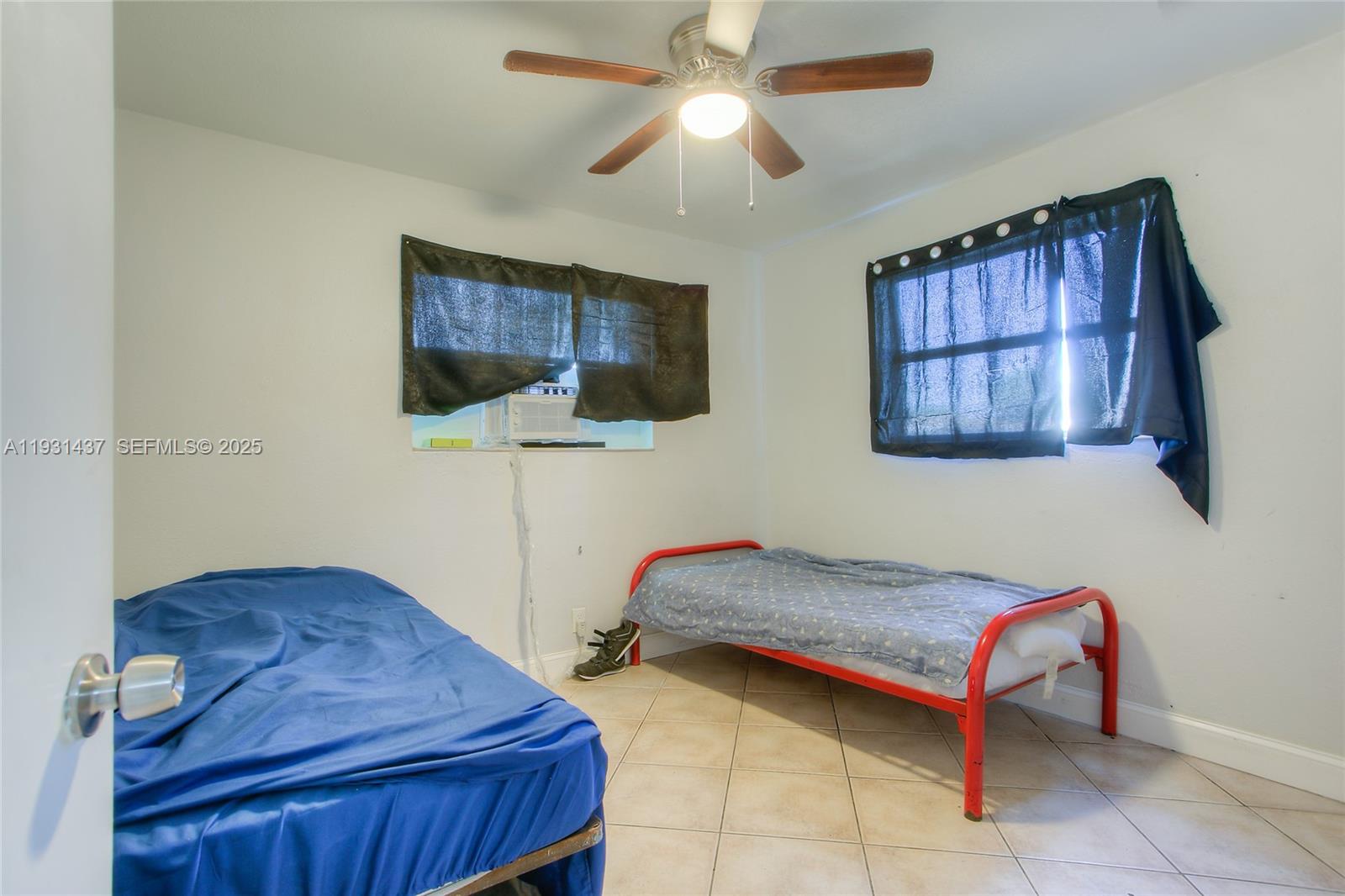 ROOSEVELT GARDENS 3RD ADD - Residential Income