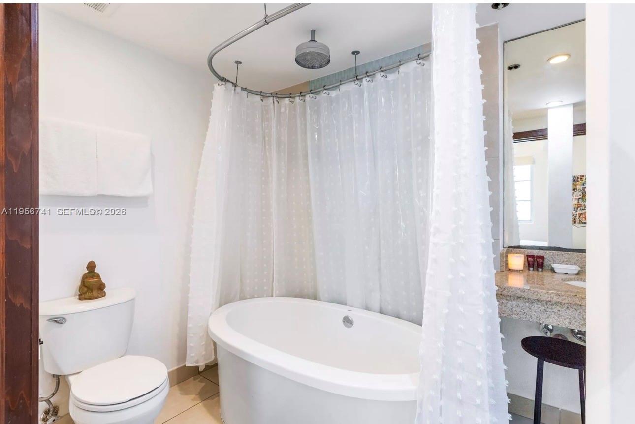 THE STRAND ON OCEAN DRIVE - Residential