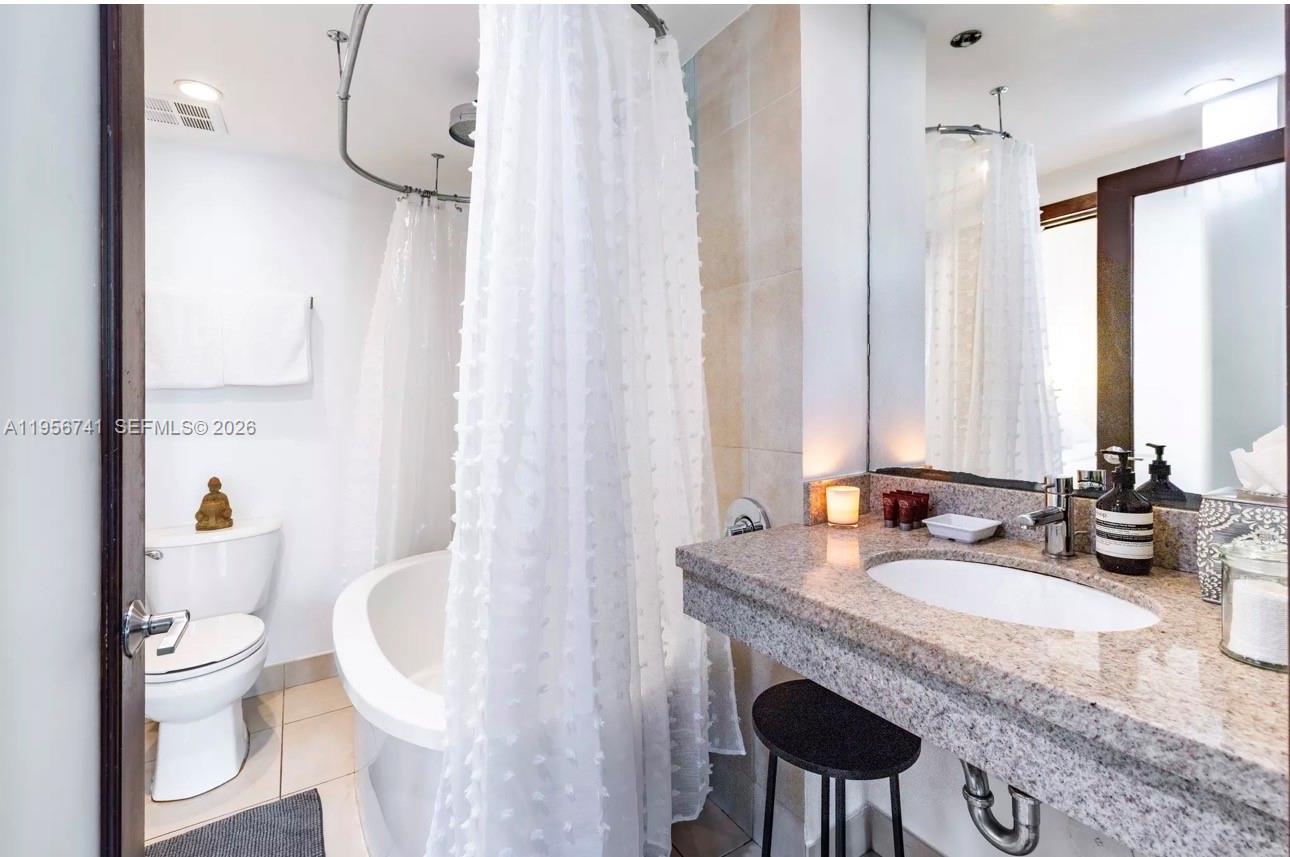 THE STRAND ON OCEAN DRIVE - Residential