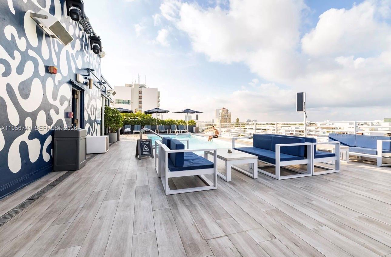 THE STRAND ON OCEAN DRIVE - Residential