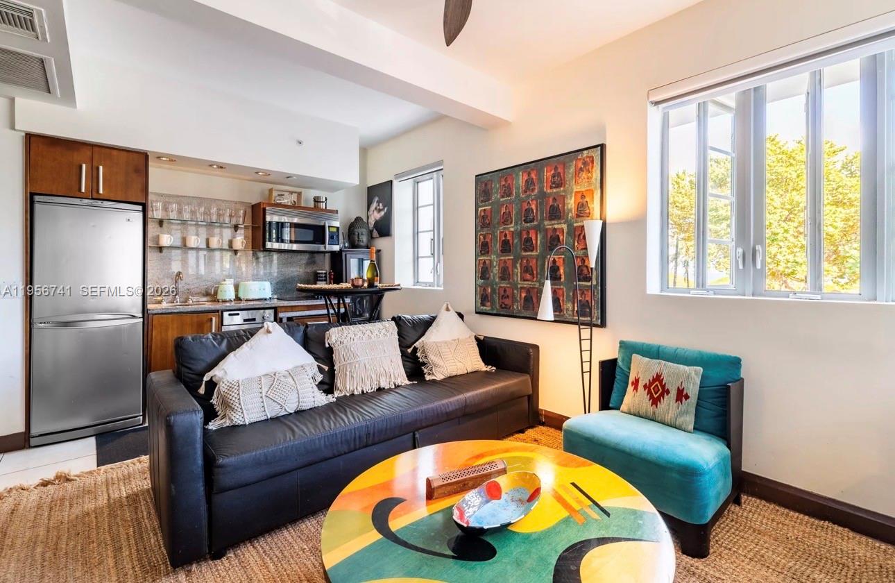 THE STRAND ON OCEAN DRIVE - Residential