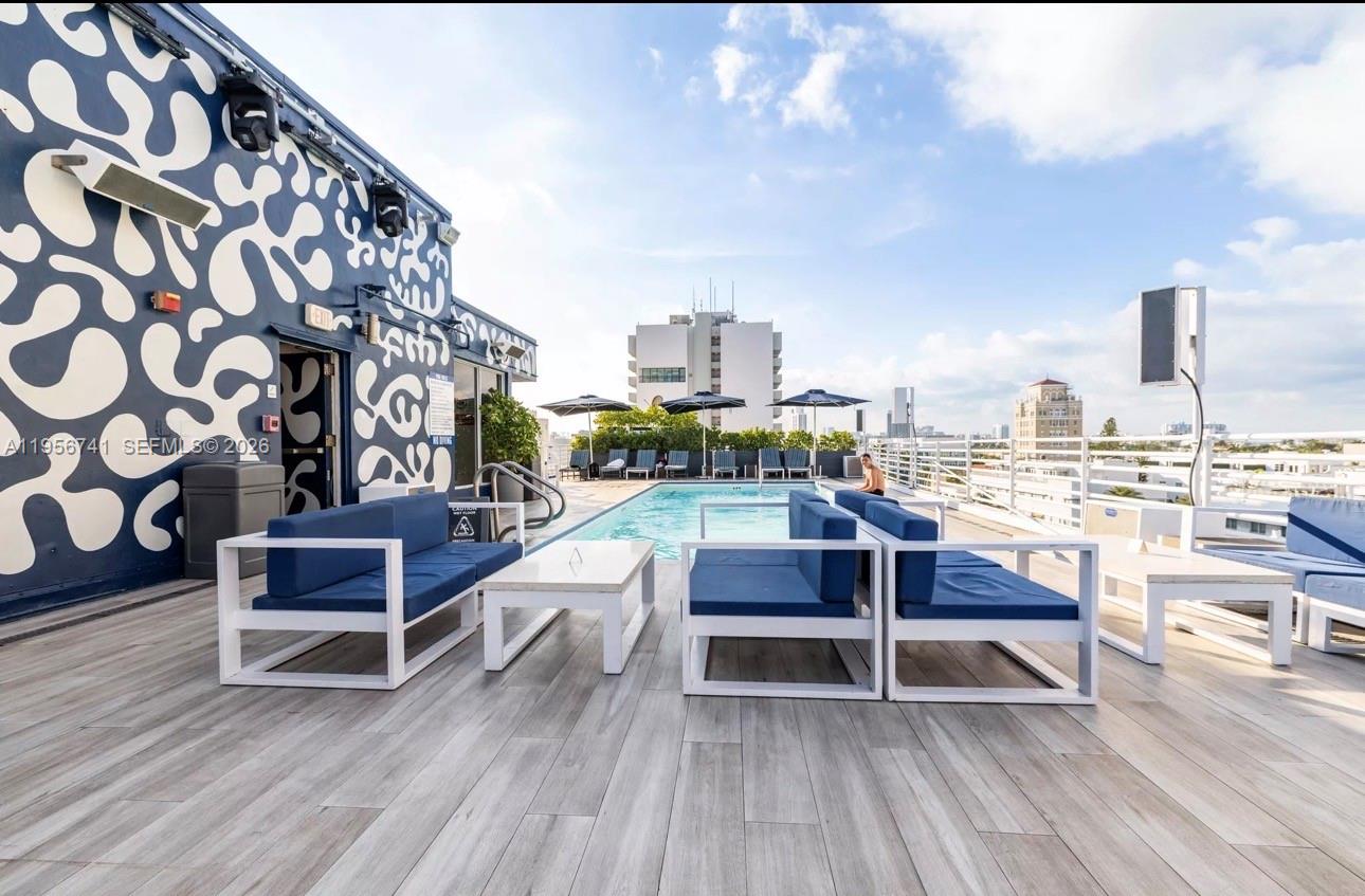 THE STRAND ON OCEAN DRIVE - Residential