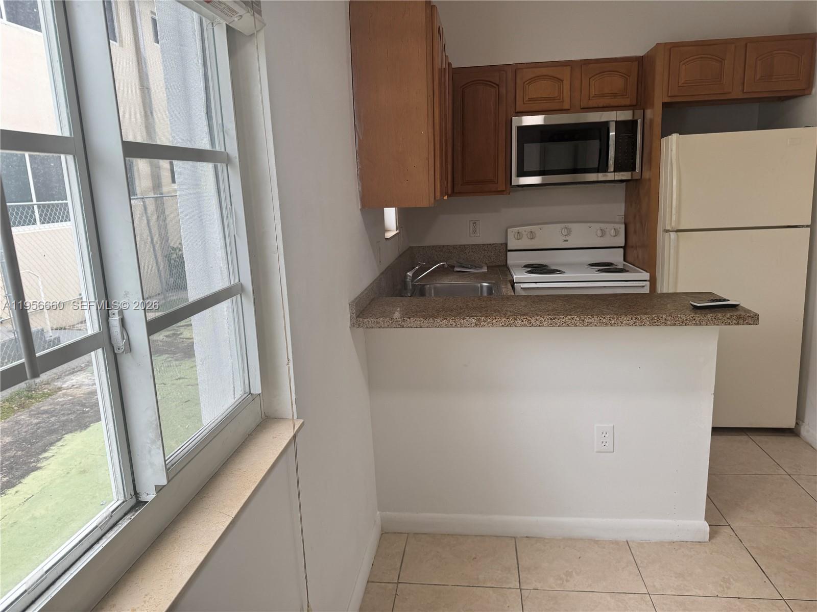 2ND REV PL OF PORT OF OCE - Residential Lease