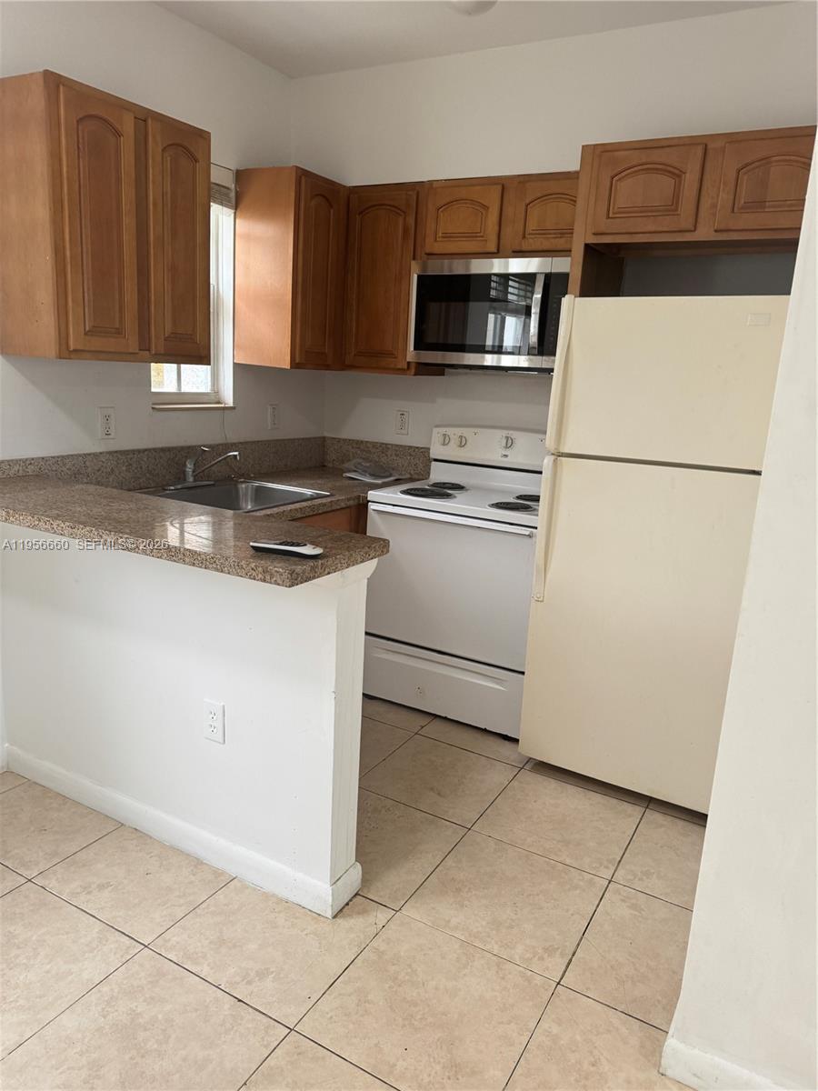 2ND REV PL OF PORT OF OCE - Residential Lease