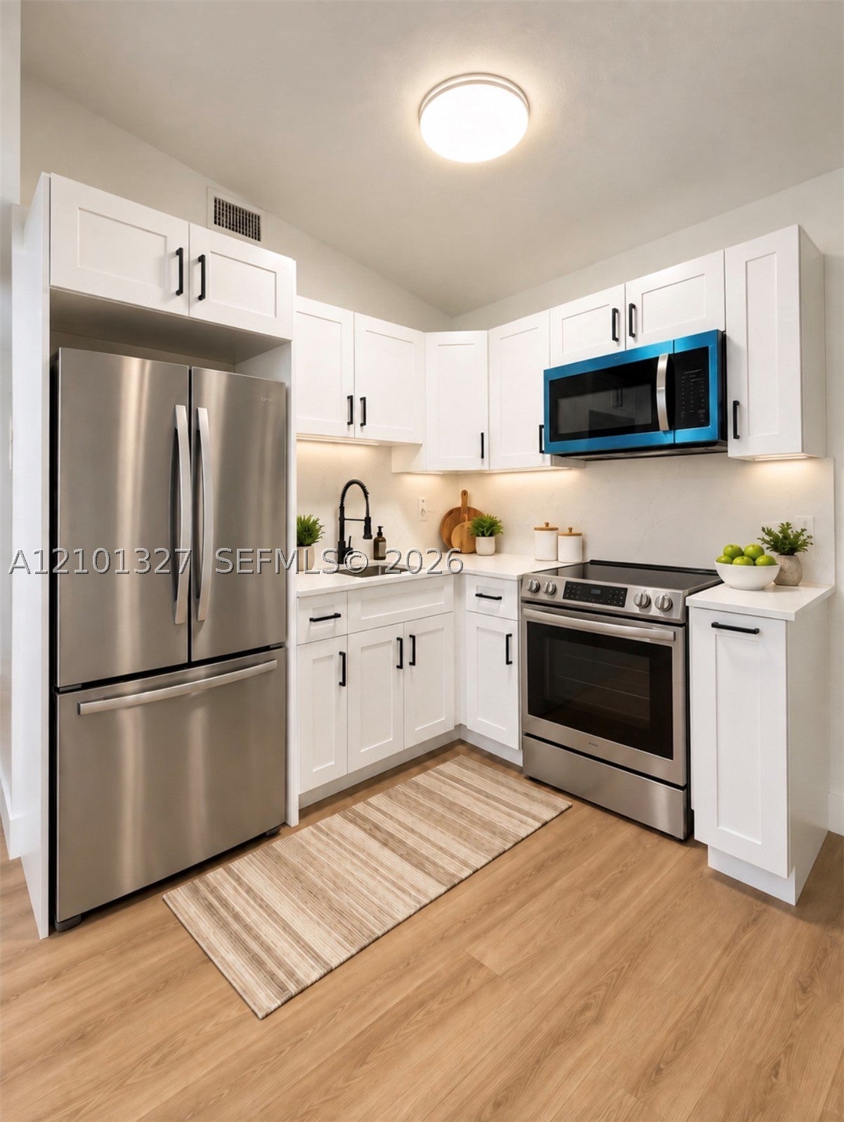 1636 NW 16th St