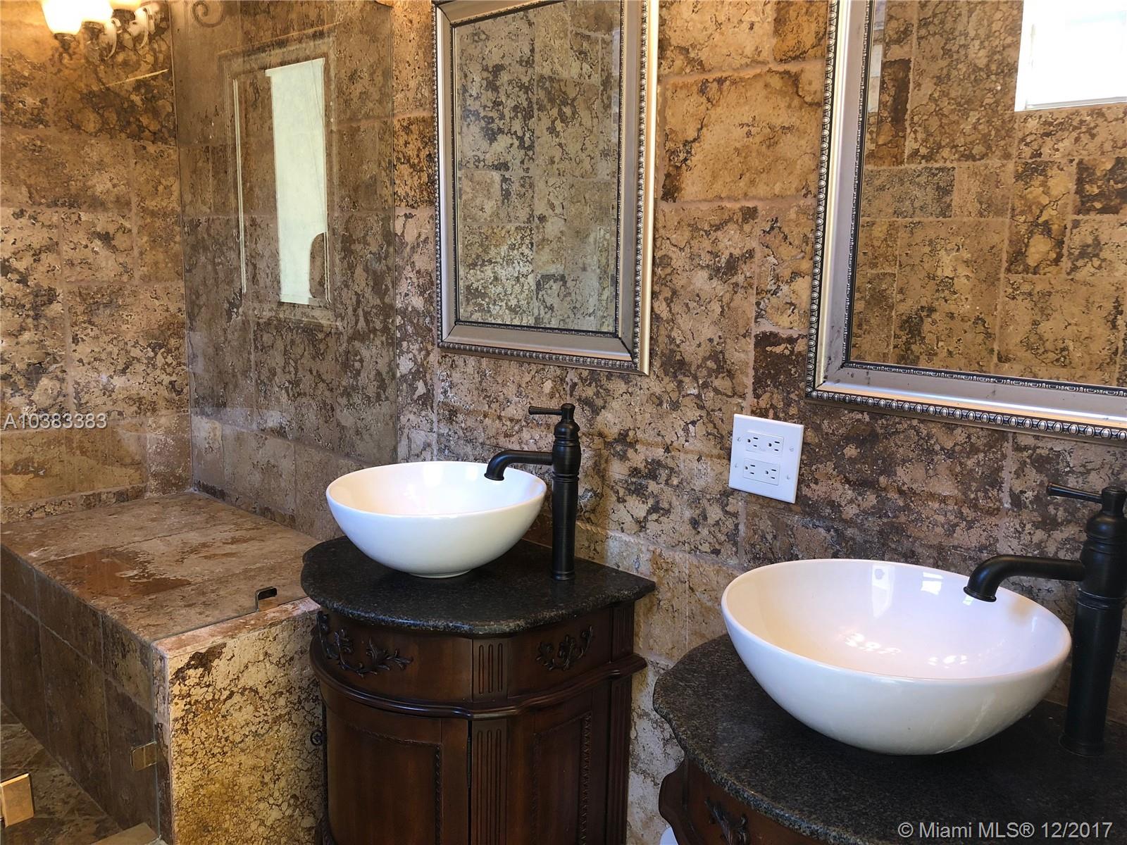 SHORELINE CONDO - Residential Lease