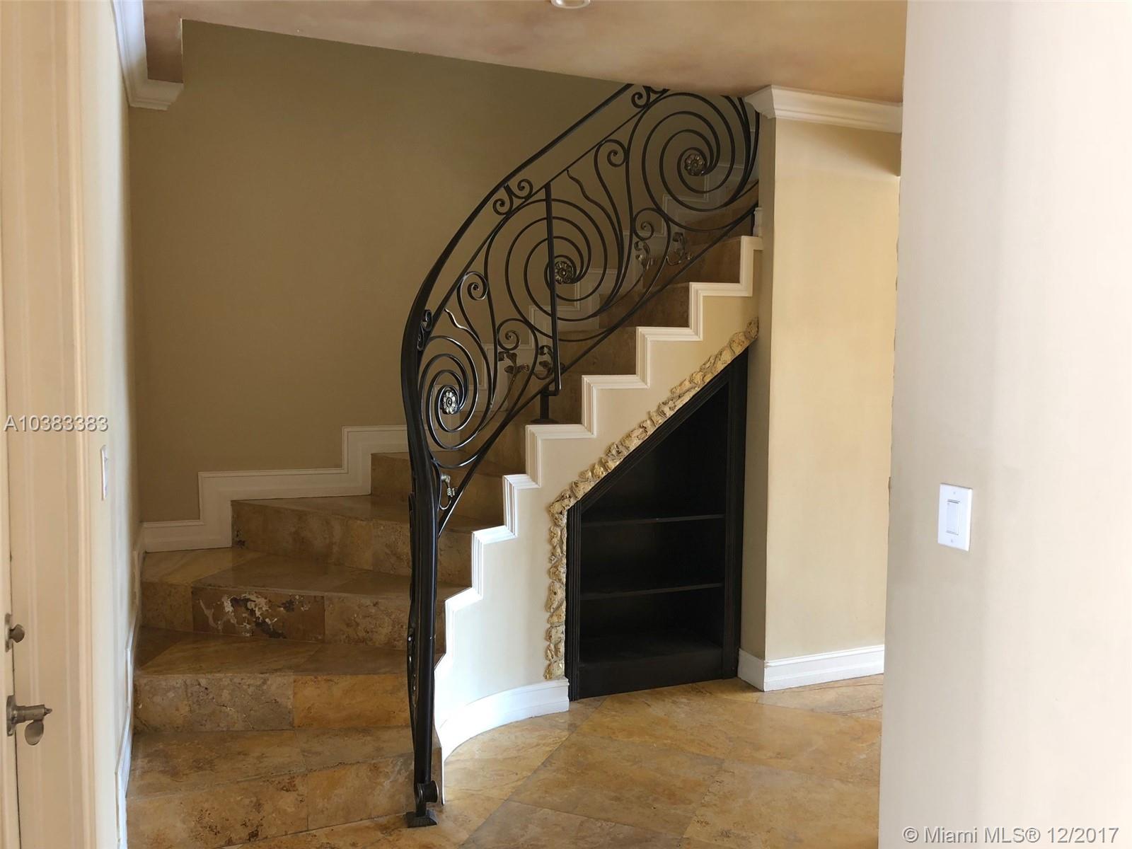 SHORELINE CONDO - Residential Lease