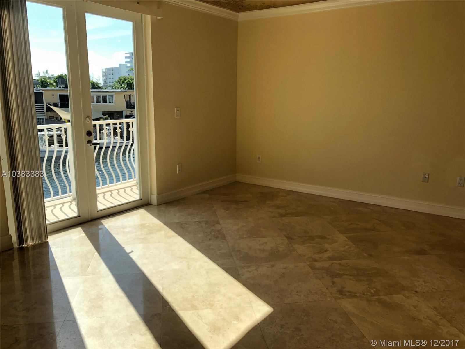 SHORELINE CONDO - Residential Lease