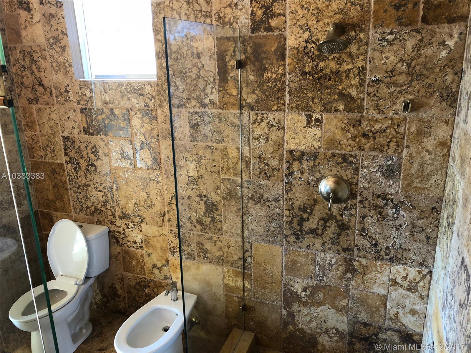 SHORELINE CONDO - Residential Lease