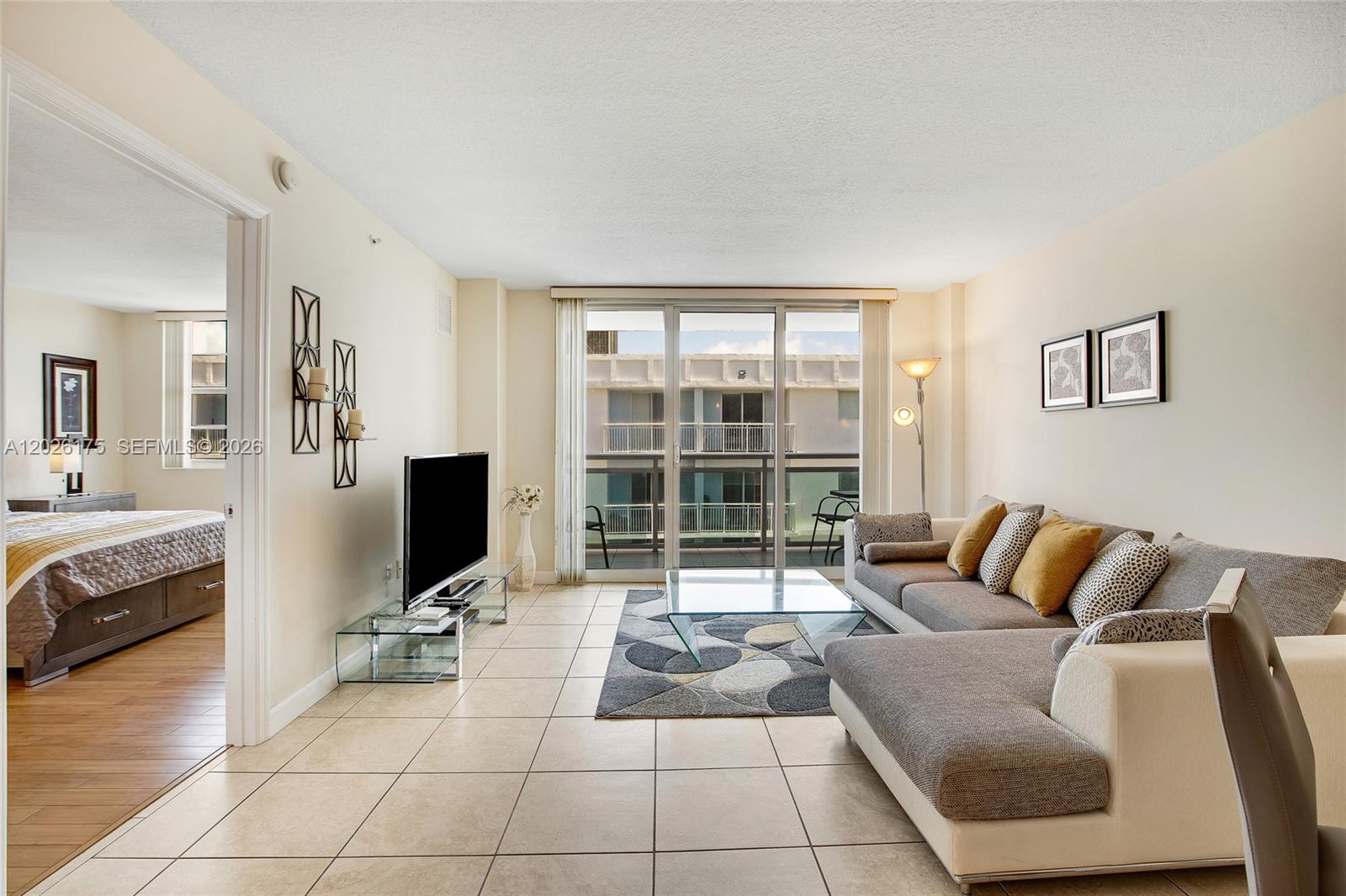 Properties 2 6917 Collins Ave 1608