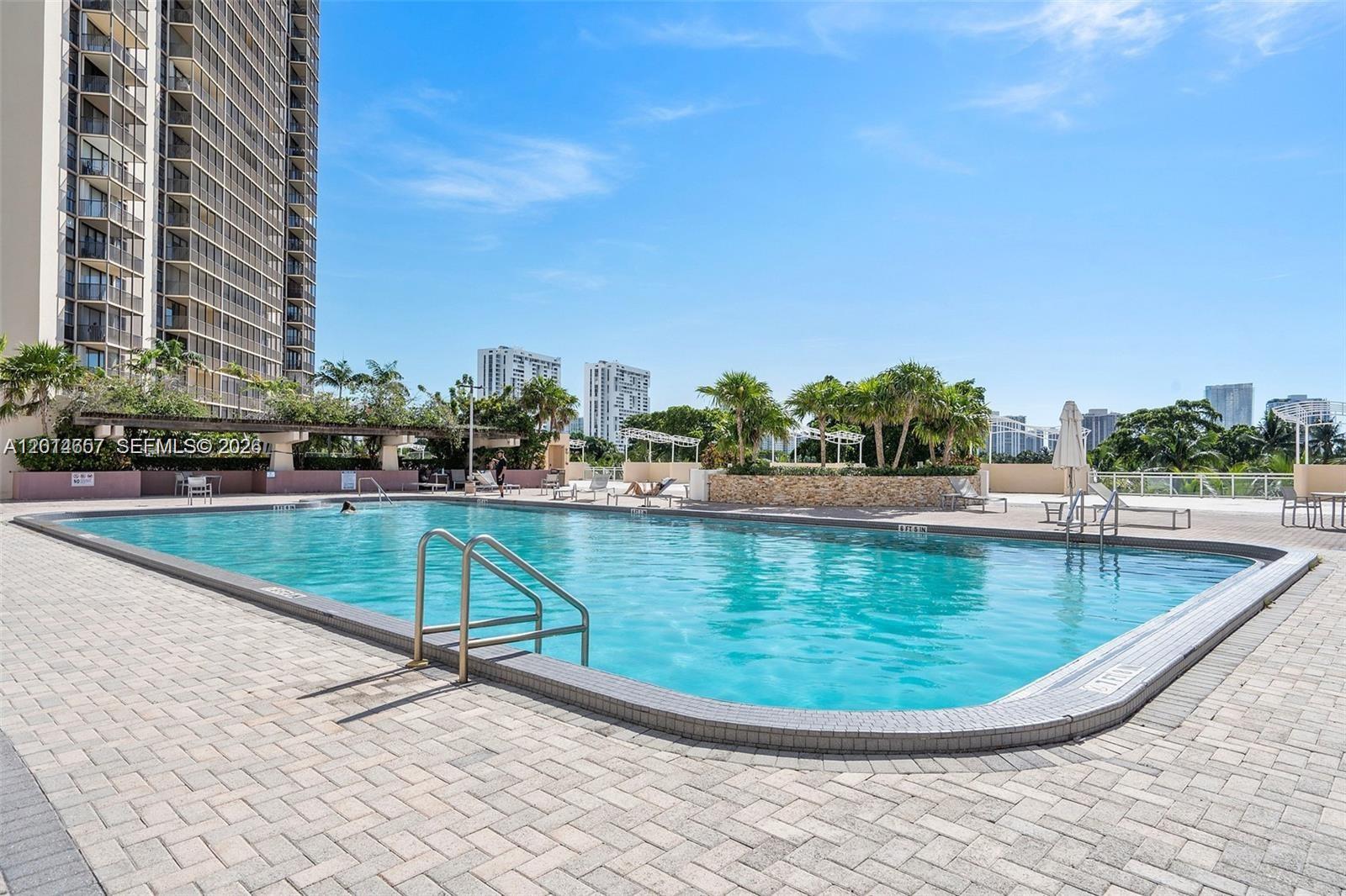 CORONADO CONDO TOWER I - Residential