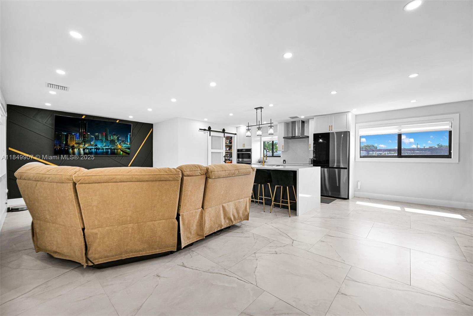 J L WADDY SUB - Residential