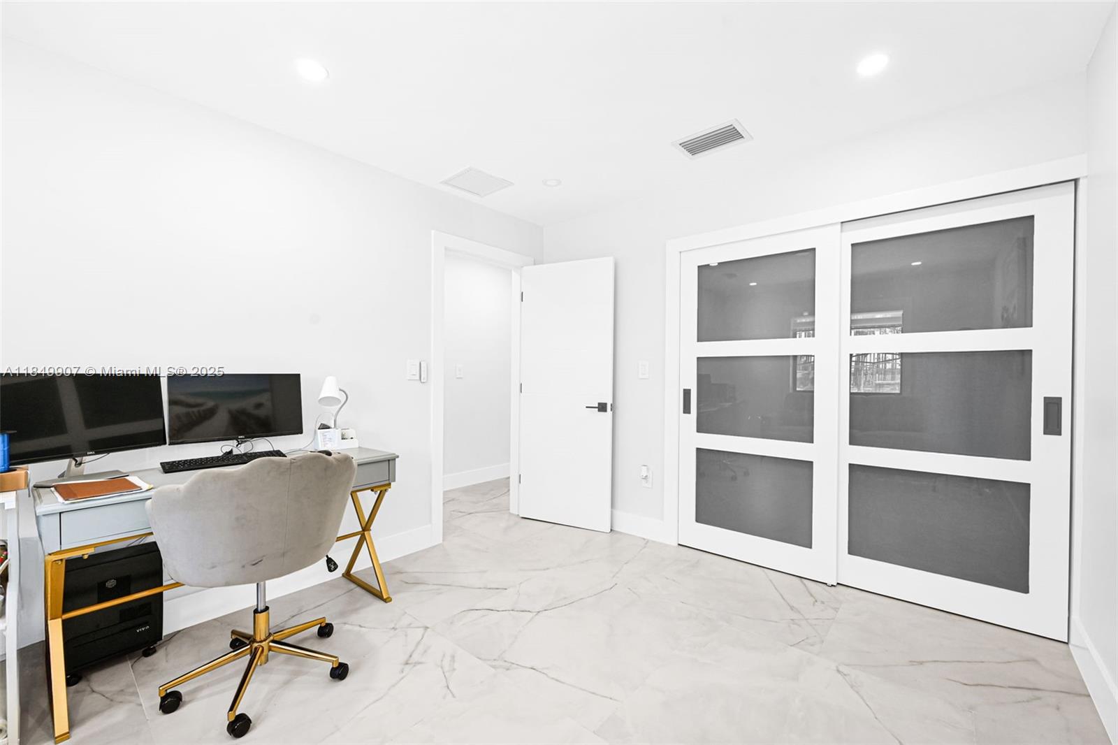 J L WADDY SUB - Residential