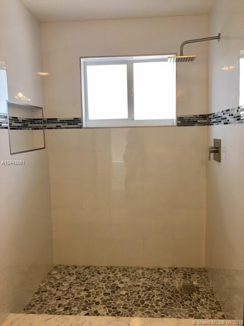 BOULEVARD PARK ISLES SEC - Residential Lease