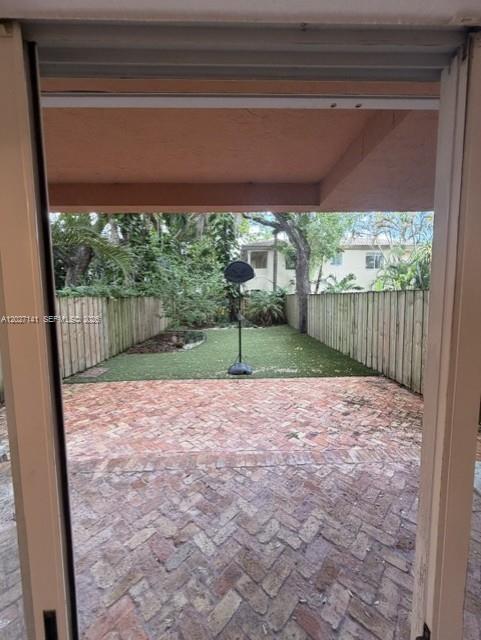 3062 Matilda St 2