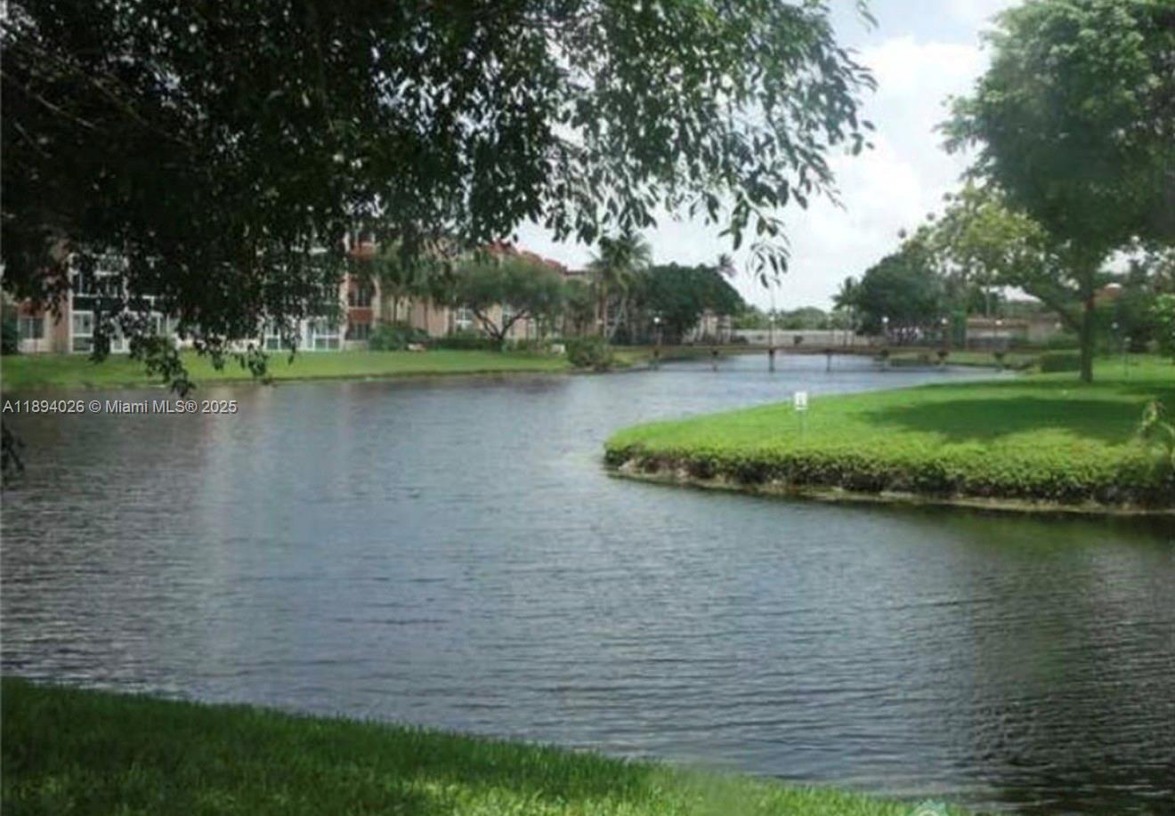 SUNRISE GOLF VILLAGE SEC - Residential Lease