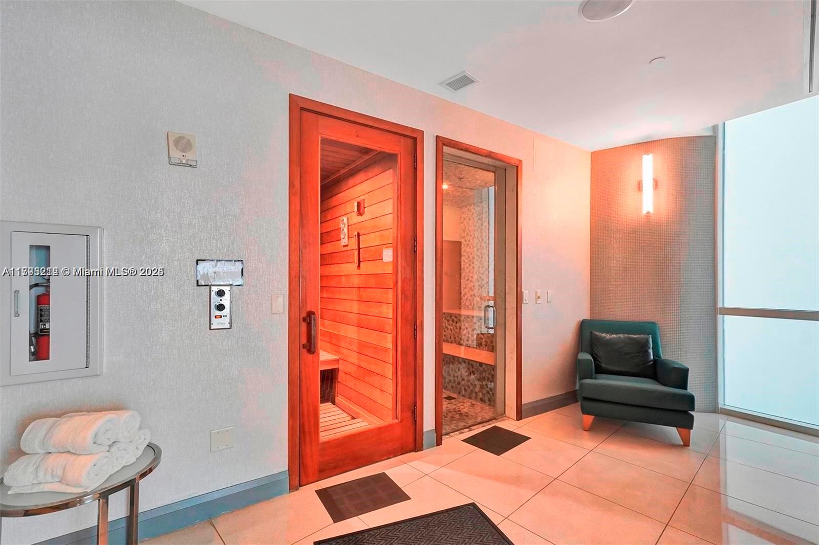 TRUMP PALACE CONDO - Residential Lease