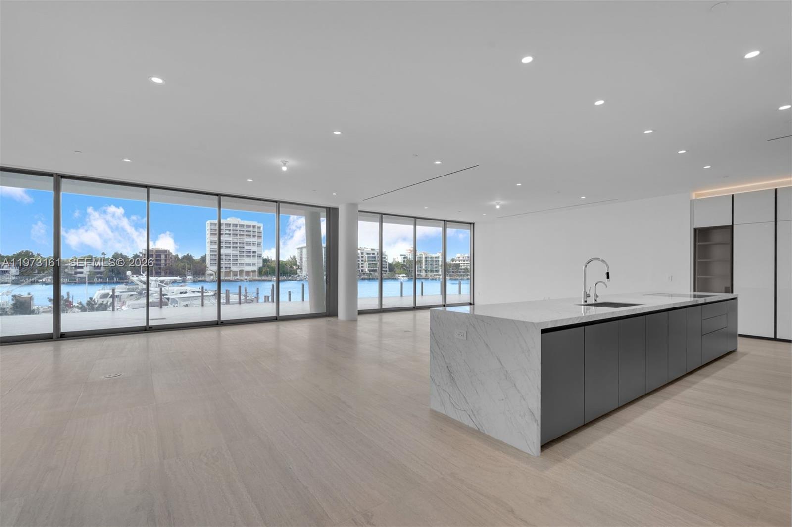 5 Grove Isle Drive S203