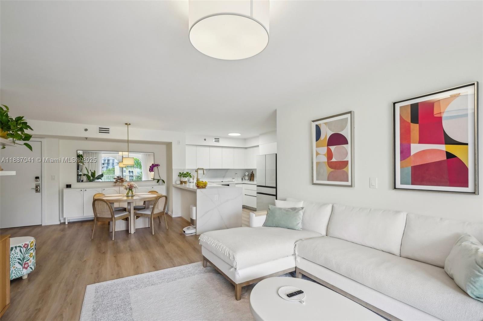 THE YACHT CLUB AT AVENTUR - Residential