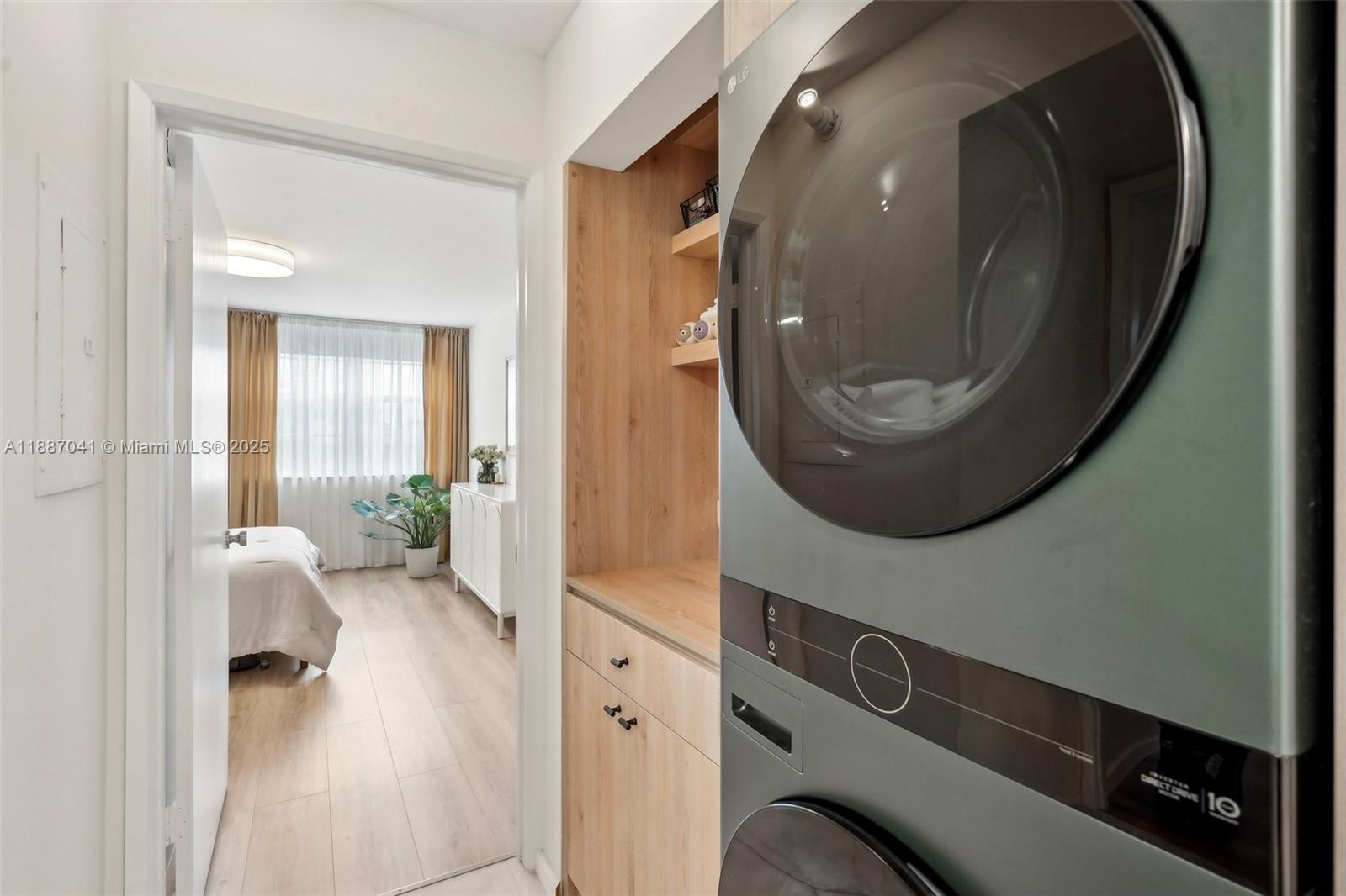 THE YACHT CLUB AT AVENTUR - Residential