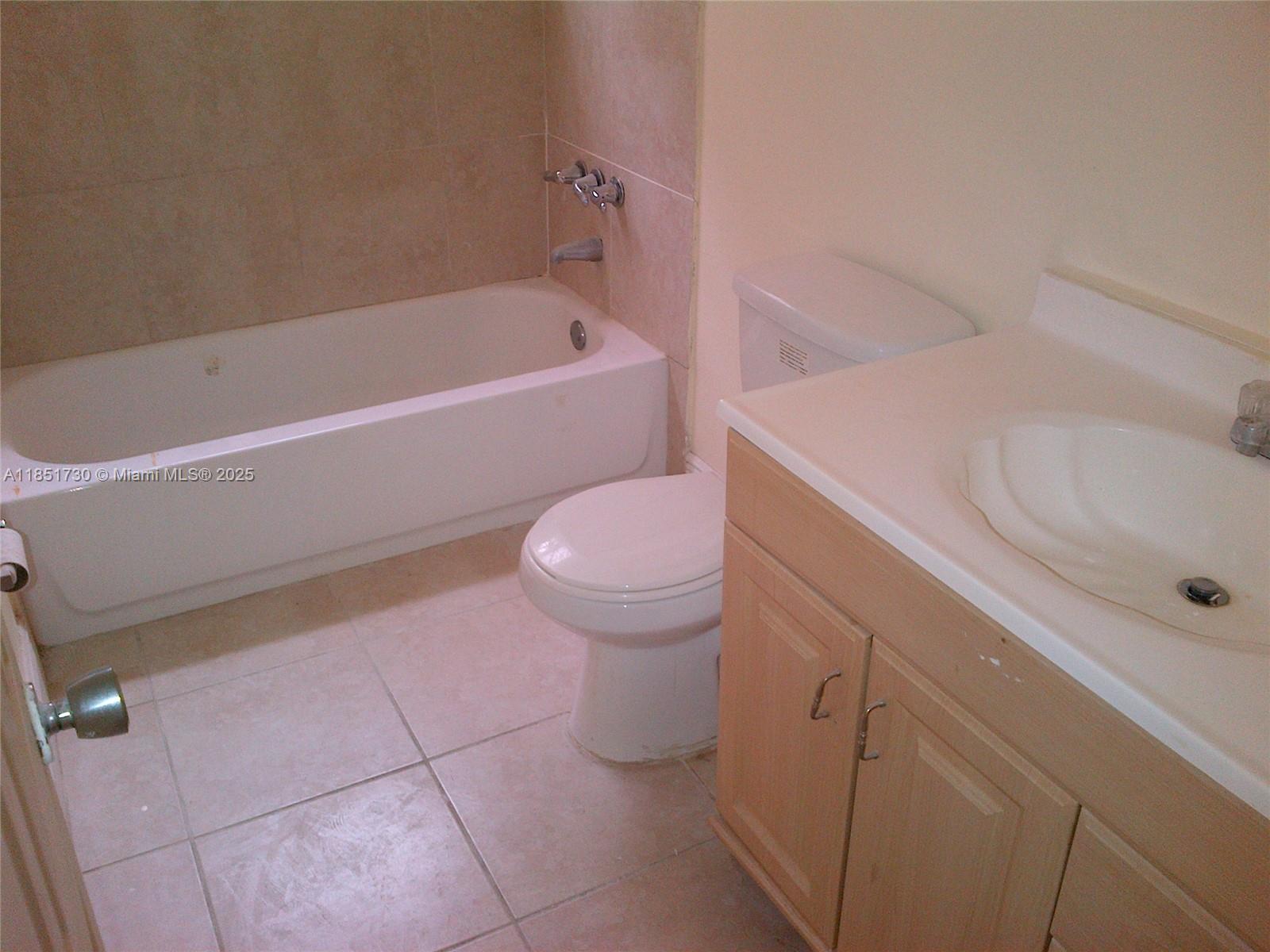 PORTA BELA CONDO - Residential Lease
