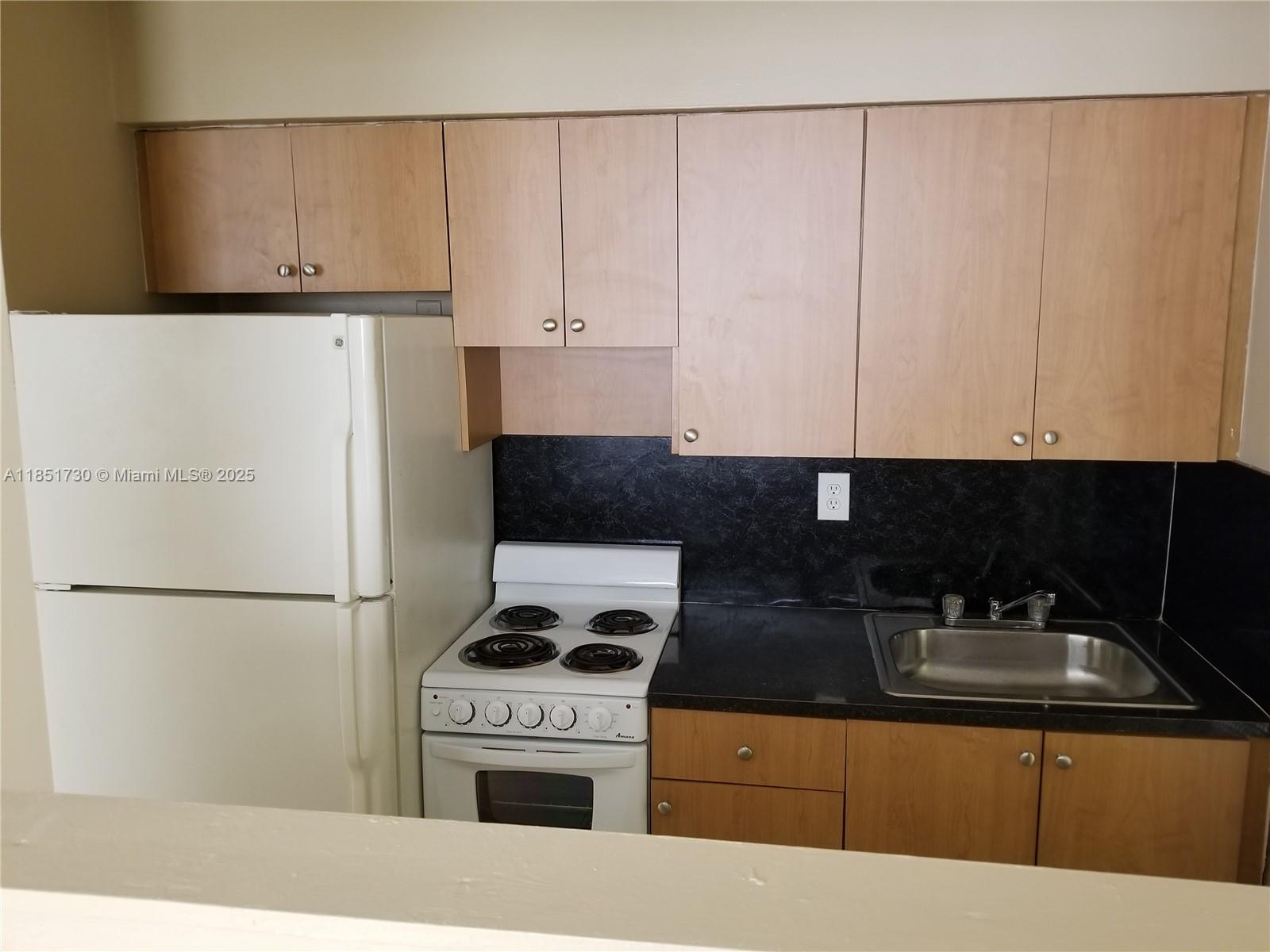PORTA BELA CONDO - Residential Lease
