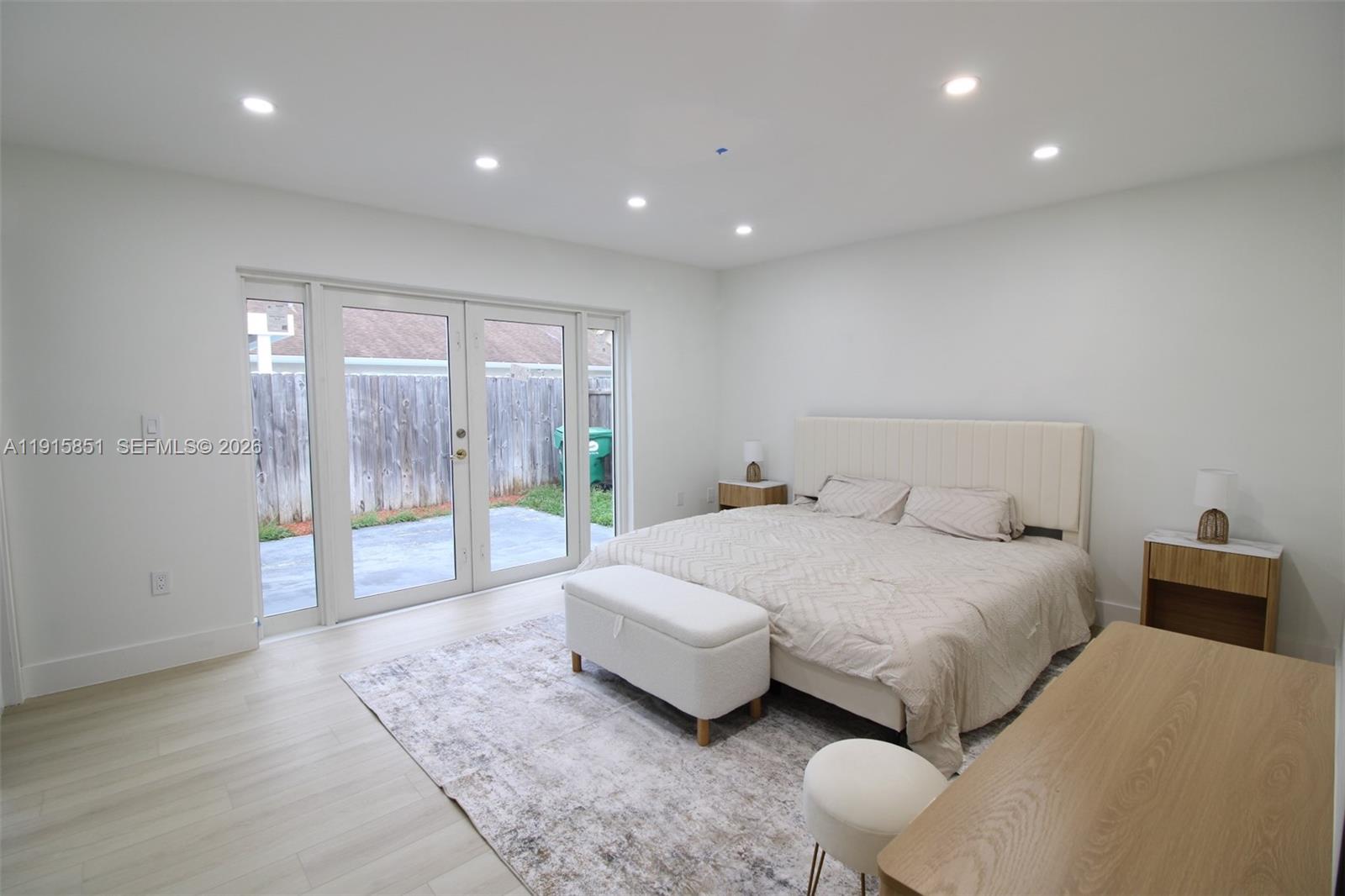 LAKES BY THE BAY SEC 5 - Residential