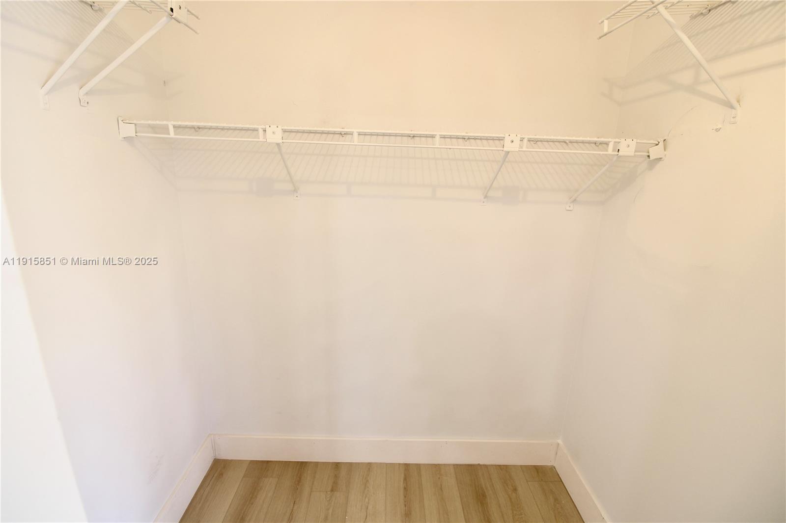 LAKES BY THE BAY SEC 5 - Residential