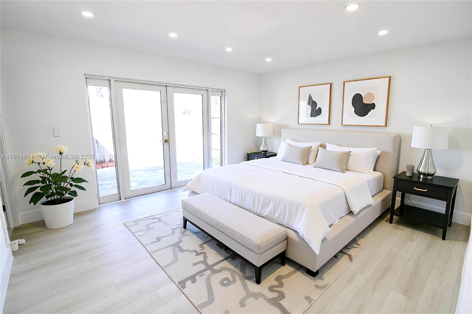 LAKES BY THE BAY SEC 5 - Residential