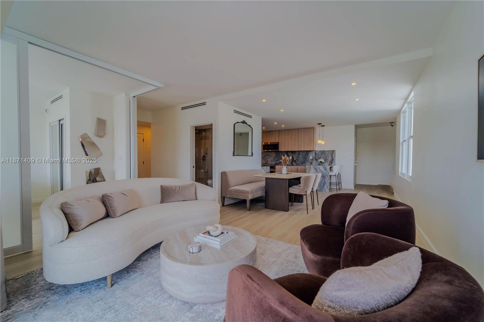 BELLE ISLE - Residential