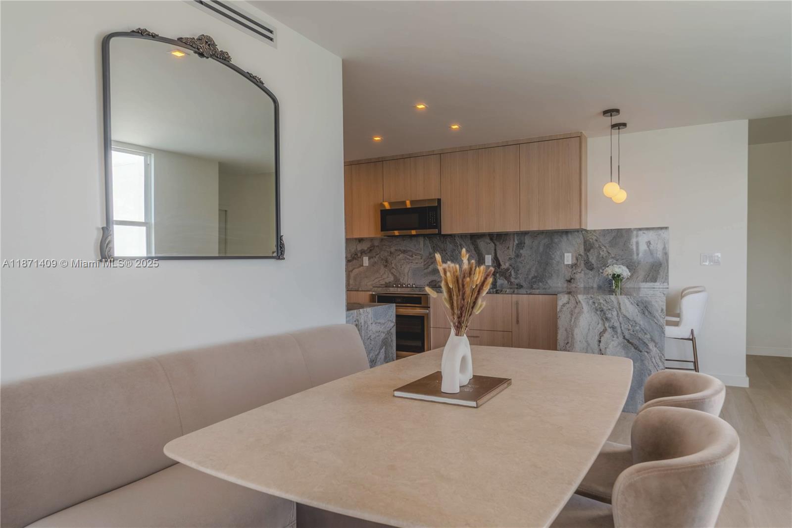 BELLE ISLE - Residential