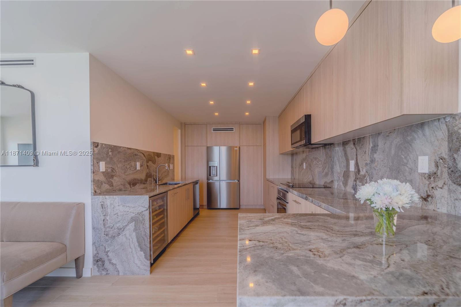 BELLE ISLE - Residential