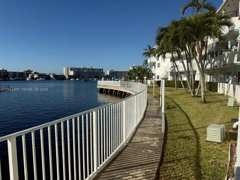 ISLANDER CO-OP - Residential