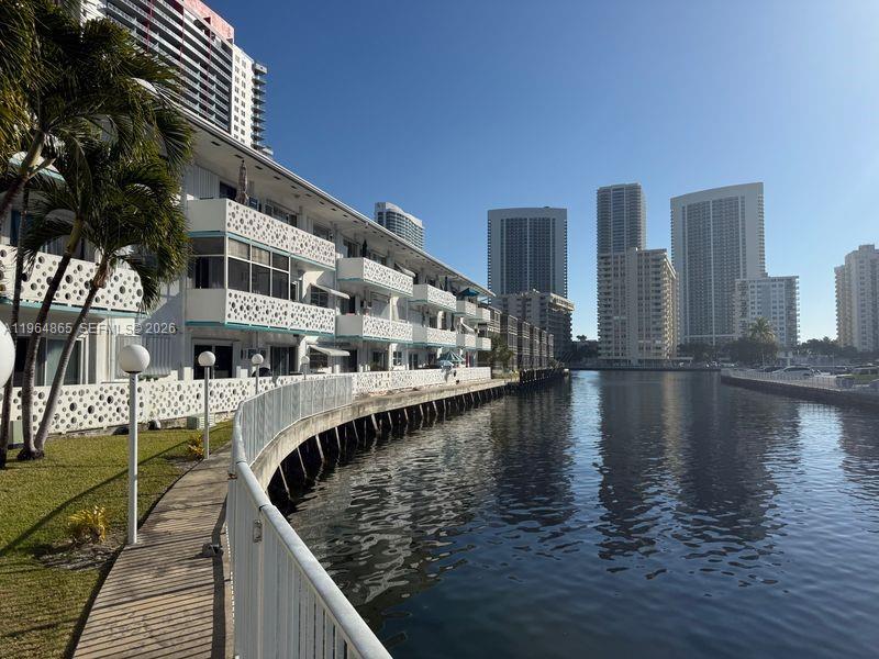 ISLANDER CO-OP - Residential